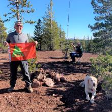 Mark, K7MAS on left and Ron, W6PZA giving thumbs up on right!