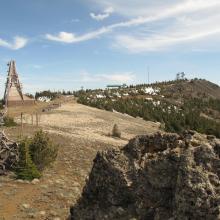 Radio facilities on the ridgecrest above Mission Ridge Ski Resort