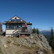 KG7EJT at Fire Lookout atop Thorp Mountain.