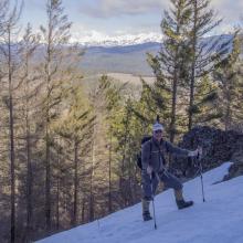 K7MAS nearing Lookout Mountain summit - Photo KG7EJT