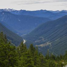 Summit View South. Highway US 2 far below.  Photo KG7EJT.
