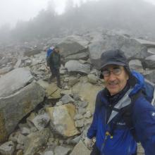 Along the trail. Guy behind me is a future SOTA member!