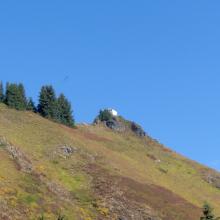 The lookout as seen from the trail below