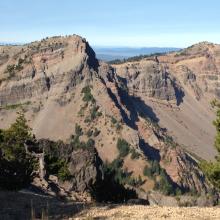 Eastward view from Dutton Ridge towards Applegate and Garfield Peaks